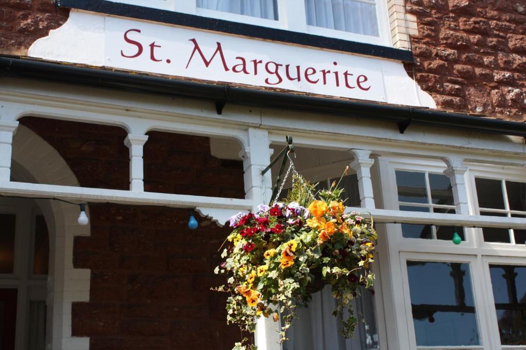 St Marguerite Panzió Paignton Kültér fotó